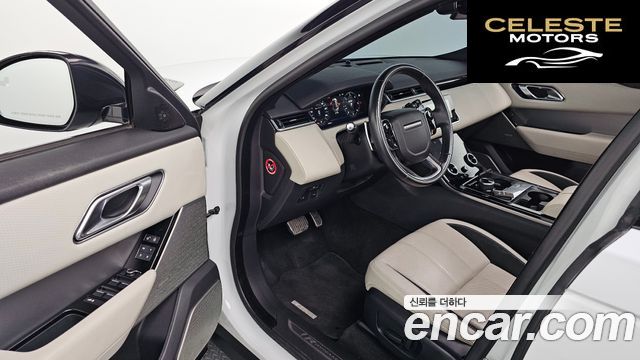 LAND ROVER Range Rover Velar 3.0 D300 R-Dynamic SE 2018 — photo 13 sur 32