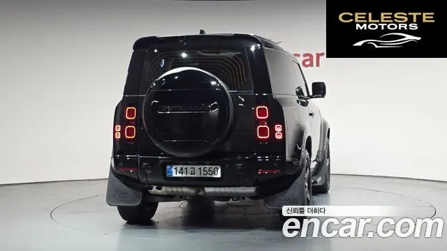LAND ROVER Defender (L663) 90 D250 X-Dynamic SE 2025 — photo 3 sur 40