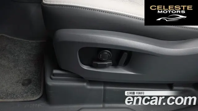 LAND ROVER Defender (L663) 90 D250 X-Dynamic SE 2025 — photo 31 sur 40