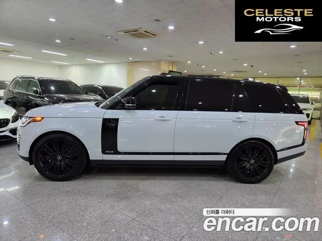 LAND ROVER Range Rover 45.0 SC SV AB Dynamic 2019 — photo 3 sur 26