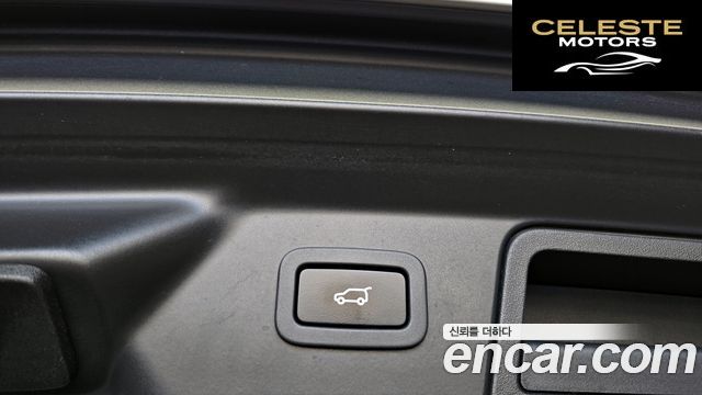 LAND ROVER Range Rover Velar 3.0 D300 R-Dynamic HSE 2018 — photo 30 sur 41