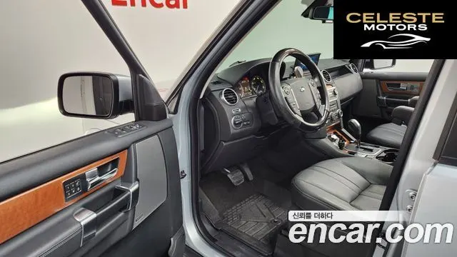 LAND ROVER Discovery 4 3.0 SDV6 SE 2011 — photo 10 sur 20