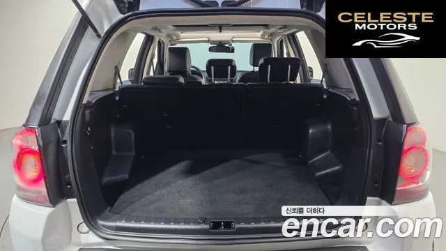 LAND ROVER 2 2.2 SD4 XS 2015 — photo 20 sur 20
