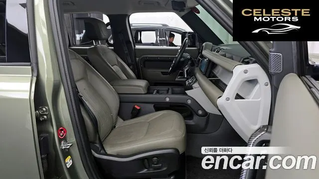 LAND ROVER Defender (L663) 110 D300 HSE 2022 — photo 16 sur 31
