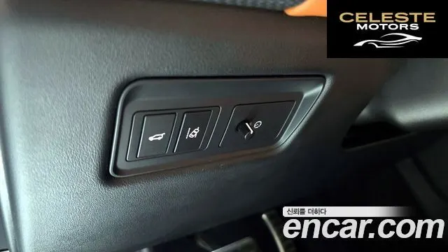 LAND ROVER Range Rover Sport 23.0 SDV6 AB Dynamic 2017 — photo 26 sur 30