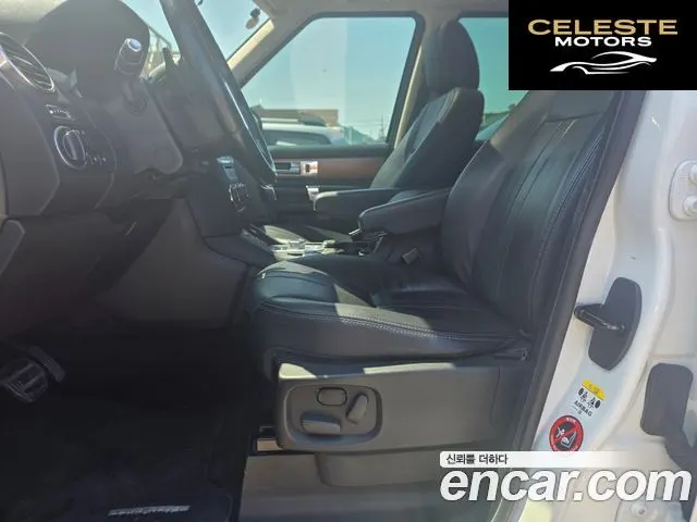 LAND ROVER Discovery 4 3.0 SDV6 SE 2014 — photo 10 sur 26
