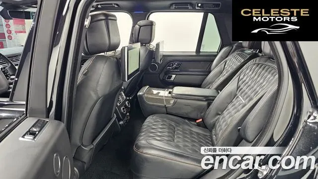 LAND ROVER Range Rover 45.0 SC SV AB Dynamic 2019 — photo 12 sur 20