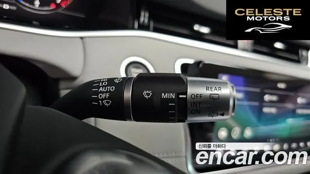 LAND ROVER Range Rover Evoque 2P250 SE 2020 — photo 33 sur 39