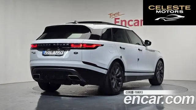 LAND ROVER Range Rover Velar 3.0 P380 R-Dynamic SE 2020 — photo 2 sur 35