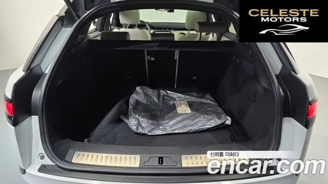 LAND ROVER Range Rover Velar 3.0 P380 R-Dynamic SE 2020 — photo 26 sur 35