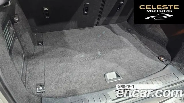 LAND ROVER Range Rover Evoque 2.0 TD4 SE 2018 — photo 29 sur 30