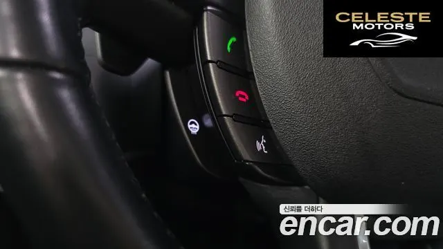 LAND ROVER Range Rover Evoque 2.0 TD4 HSE 2018 — photo 20 sur 37