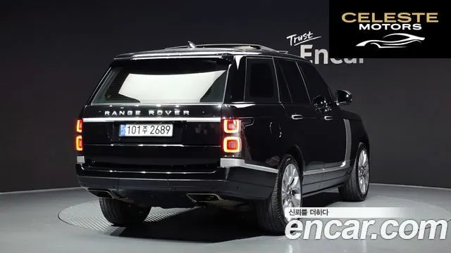 LAND ROVER Range Rover 44.4 SDV8 AB 2020 — photo 2 sur 30