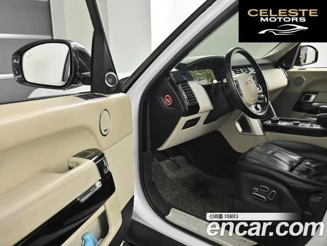 LAND ROVER Range Rover 44.4 SDV8 Vogue SE 2013 — photo 12 sur 25
