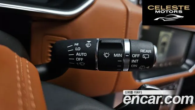 LAND ROVER Range Rover 45.0 SC AB 2017 — photo 33 sur 37