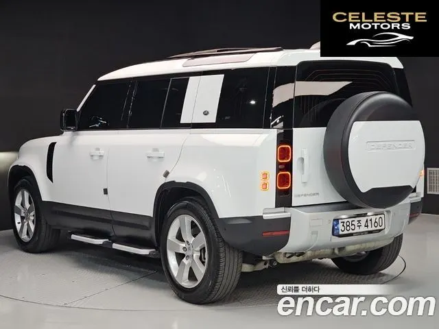 LAND ROVER Defender (L663) 110 D300 HSE 2023 — photo 4 sur 26