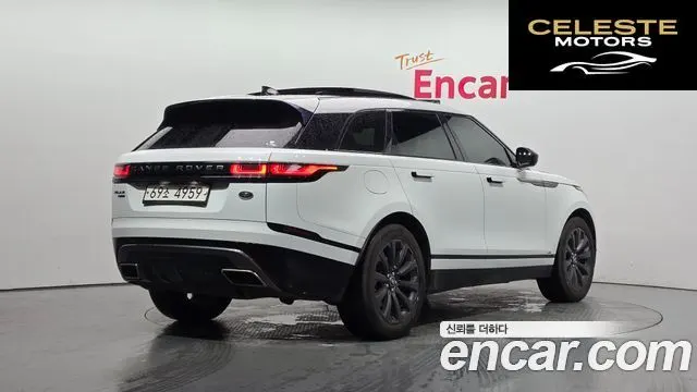 LAND ROVER Range Rover Velar 3.0 D300 R-Dynamic SE 2018 — photo 2 sur 20
