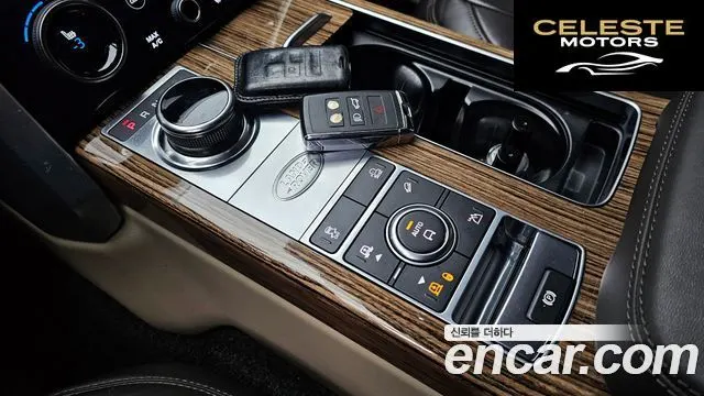 LAND ROVER Range Rover 4D350 Vogue SE 2021 — photo 9 sur 20