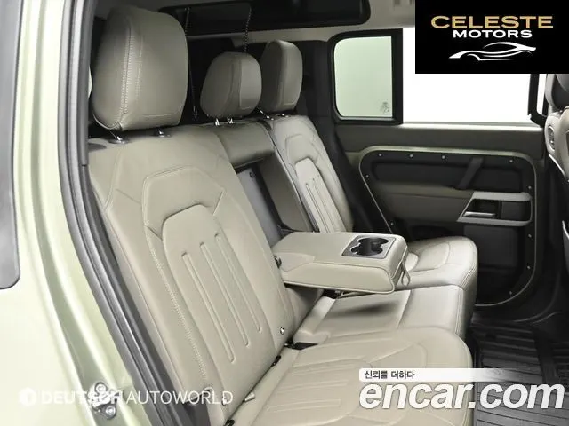 LAND ROVER Defender (L663) 110 D300 HSE 2022 — photo 12 sur 26