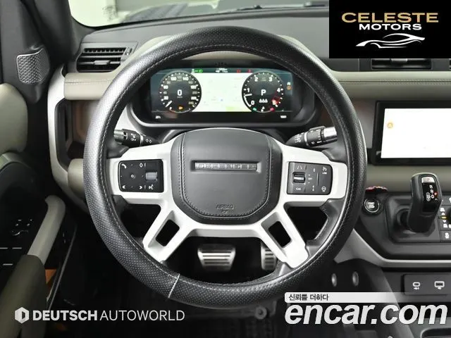 LAND ROVER Defender (L663) 110 D300 HSE 2022 — photo 13 sur 26