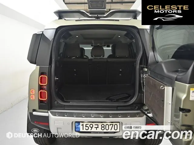 LAND ROVER Defender (L663) 110 D300 HSE 2022 — photo 19 sur 26