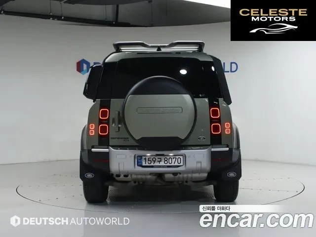 LAND ROVER Defender (L663) 110 D300 HSE 2022 — photo 4 sur 26