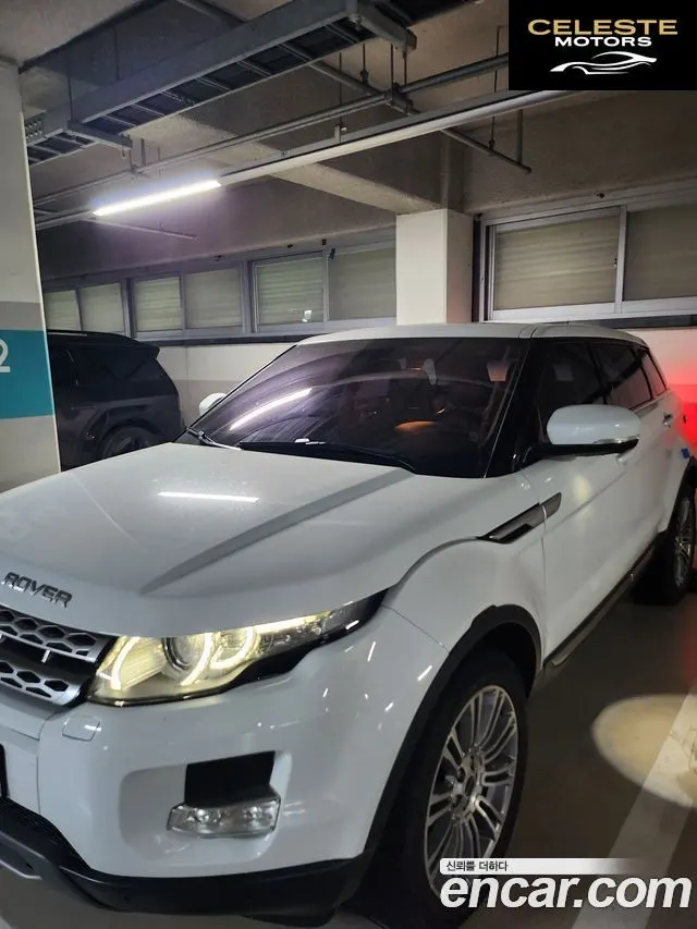LAND ROVER Range Rover Evoque 2.2 SD4 2012 — photo 3 sur 12