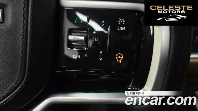 LAND ROVER Range Rover Velar 3.0 P400 R-Dynamic HSE 2022 — photo 29 sur 35
