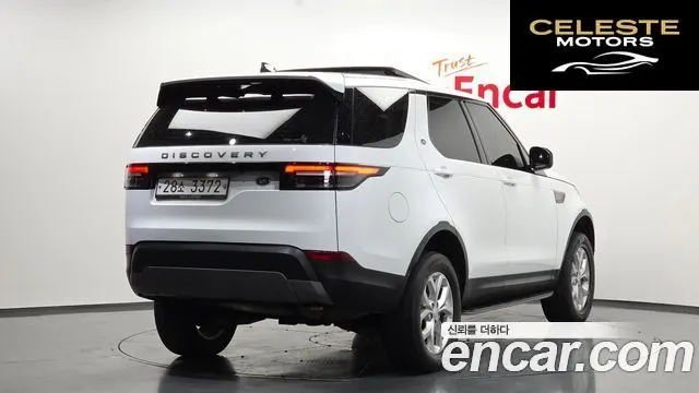 LAND ROVER Discovery 5 2.0 SD4 SE 2019 — photo 2 sur 20