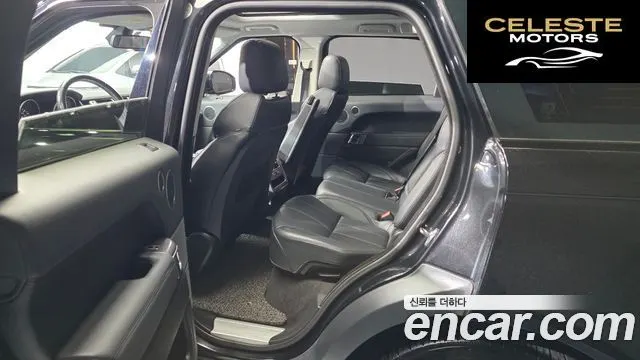 LAND ROVER Range Rover Sport 23.0 SDV6 HSE 2014 — photo 11 sur 20