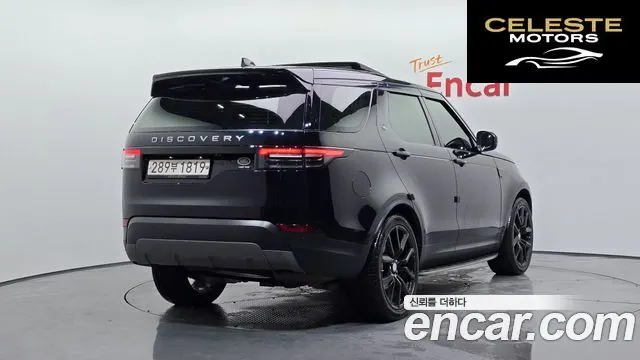 LAND ROVER Discovery 5 2.0 SD4 SE 2018 — photo 2 sur 35