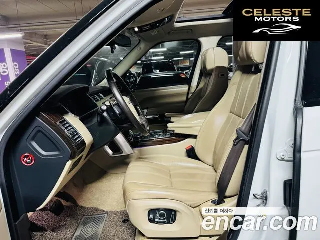 LAND ROVER Range Rover 44.4 SDV8 Vogue SE 2016 — photo 10 sur 26