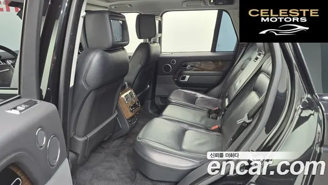 LAND ROVER Range Rover 44.4 SDV8 Vogue SE 2018 — photo 17 sur 44