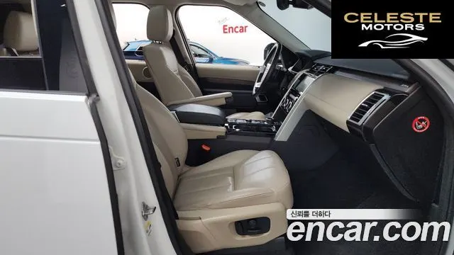 LAND ROVER Discovery 5 3.0 SD6 HSE 2019 — photo 16 sur 39