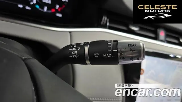LAND ROVER Range Rover Evoque 2P250 SE 2021 — photo 27 sur 35