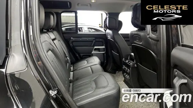LAND ROVER Defender (L663) 110 D300 HSE 2022 — photo 18 sur 29