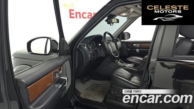 LAND ROVER Discovery 4 3.0 SDV6 HSE 2016 — photo 10 sur 26