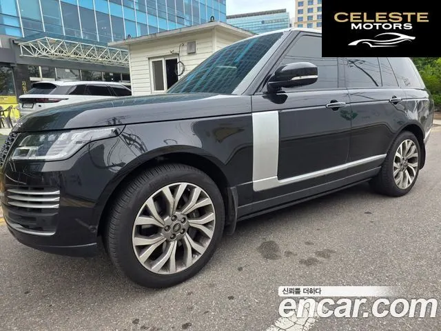 LAND ROVER Range Rover 44.4 SDV8 AB 2020 — photo 2 sur 24