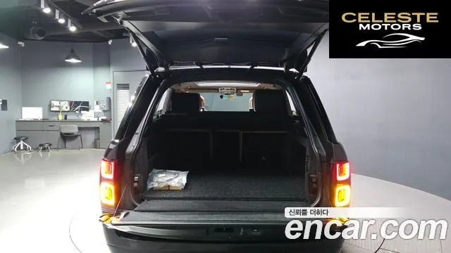 LAND ROVER Range Rover 4D350 Vogue SE 2021 — photo 26 sur 38