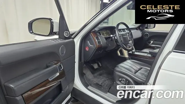 LAND ROVER Range Rover 44.4 SDV8 Vogue SE 2016 — photo 10 sur 20
