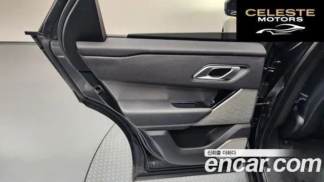 LAND ROVER Range Rover Velar 3.0 P400 R-Dynamic SE 2021 — photo 15 sur 39