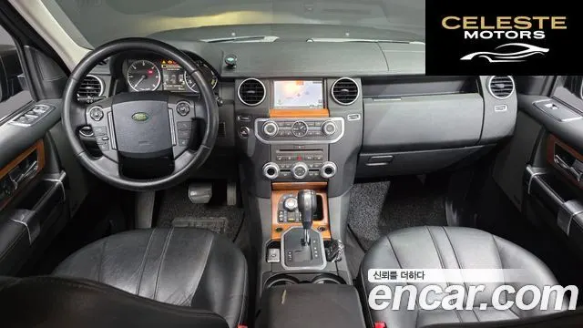 LAND ROVER Discovery 4 2.7 TDV6 SE 2010 — photo 7 sur 20