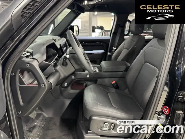 LAND ROVER Defender (L663) 130 P400 2025 — photo 8 sur 25