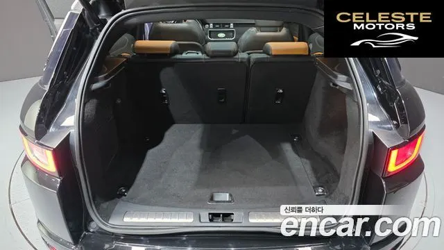 LAND ROVER Range Rover Evoque 2.0 TD4 HSE Dynamic 2018 — photo 32 sur 34