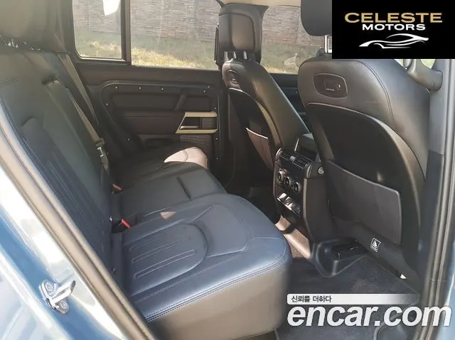 LAND ROVER Defender (L663) 110 D300 HSE 2022 — photo 16 sur 26