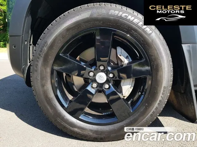 LAND ROVER Defender (L663) 110 D300 HSE 2022 — photo 6 sur 26