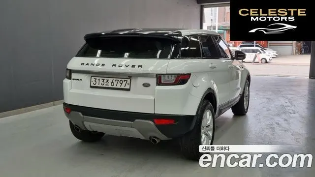 LAND ROVER Range Rover Evoque 2.0 TD4 SE 2018 — photo 2 sur 24