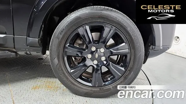 LAND ROVER Discovery 4 3.0 SDV6 SE 2015 — photo 6 sur 30