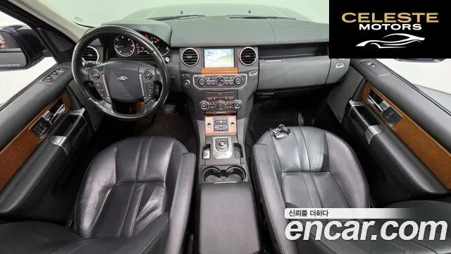 LAND ROVER Discovery 4 3.0 SDV6 SE 2015 — photo 9 sur 30