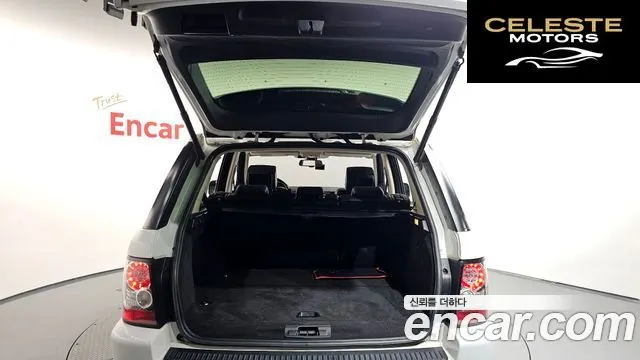 LAND ROVER Range Rover Sport 3.0 SDV6 2013 — photo 18 sur 20